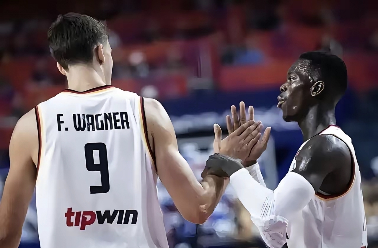 乐动体育-2024中国男篮决战尤文图斯视频回放